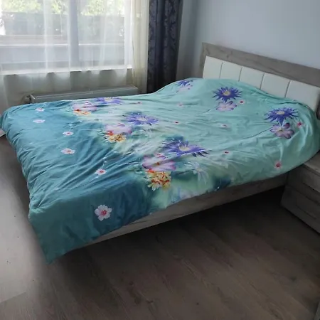 Apartment Crys